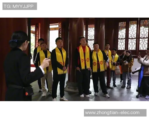 南京网球队逆袭之旅揭秘杯赛背后的奋斗与荣耀 南京网球队逆袭之旅揭秘杯赛背后的奋斗与荣耀