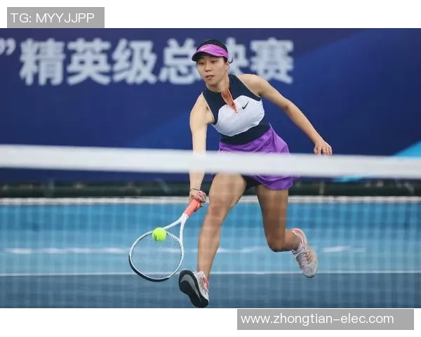 周静专访：从青涩球员到网球精英的成长之路回顾